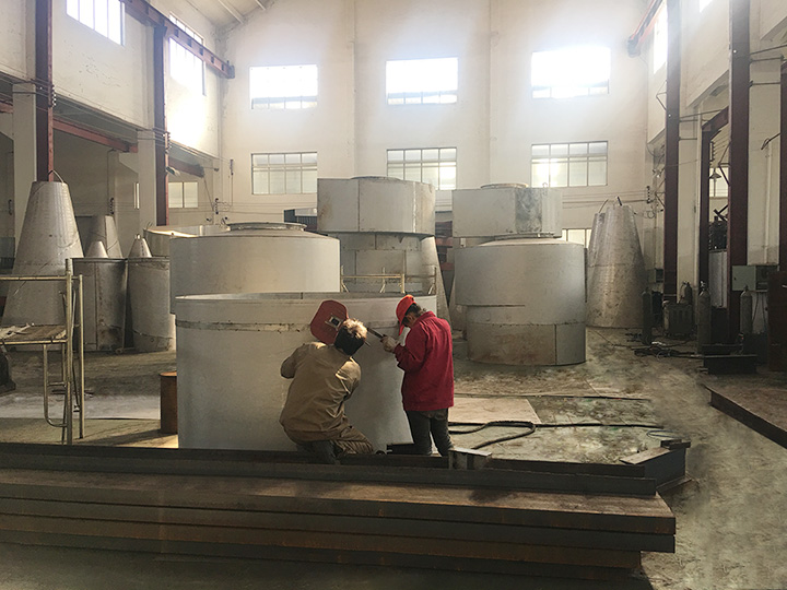 饥渴少妇伦色诱公