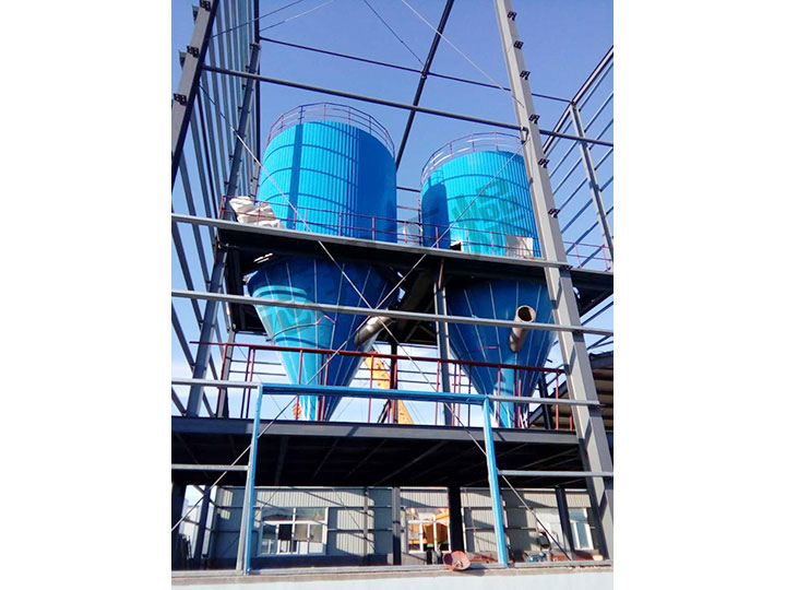 离心巨茎挺进李淑芬的体内视频