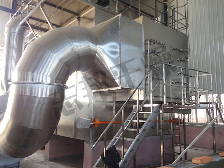 卧式巨茎挺进李淑芬的体内视频