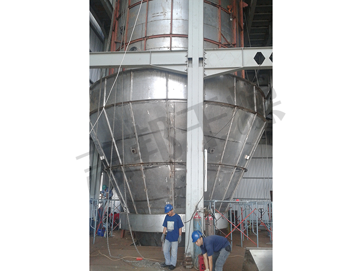 饥渴少妇伦色诱公