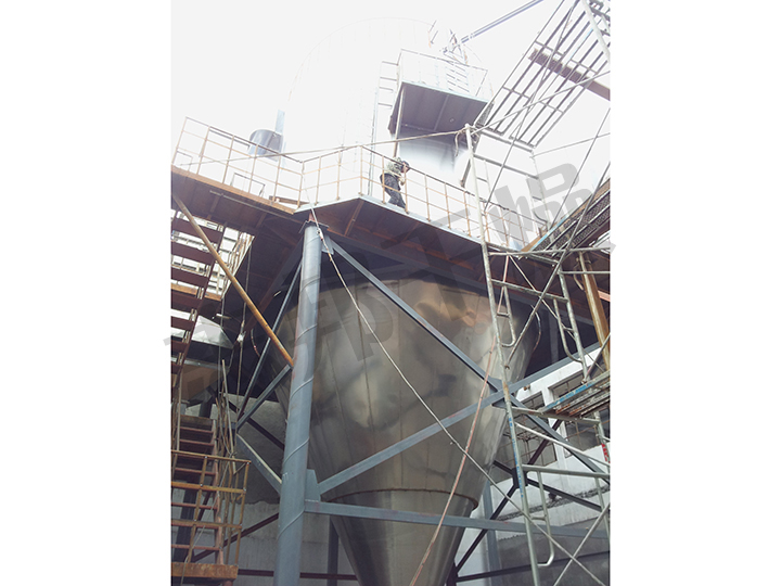 饥渴少妇伦色诱公